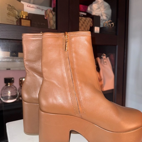 Larroudé Miso Platform Boot In Caramel Stretch Leather - Picture 9 of 12